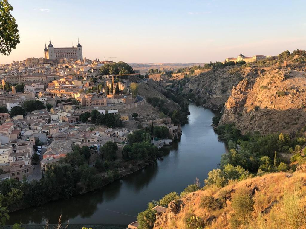 Toledo Ciudad De Las Tres Culturas , Un Lugar Para Disfrutar Todas Las Familias Con Sus Hijos " Desayuno Incluido" Villamiel de Toledo Екстер'єр фото